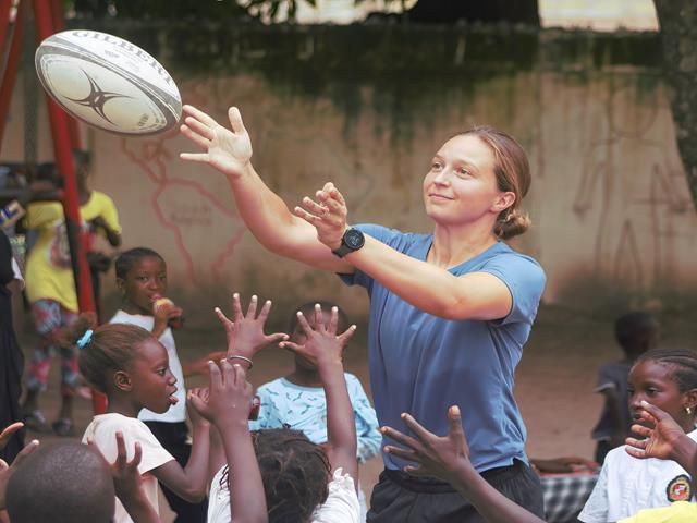 images/volunteer-visits/slider/volunteer-visit-5-kireth-ai.jpeg